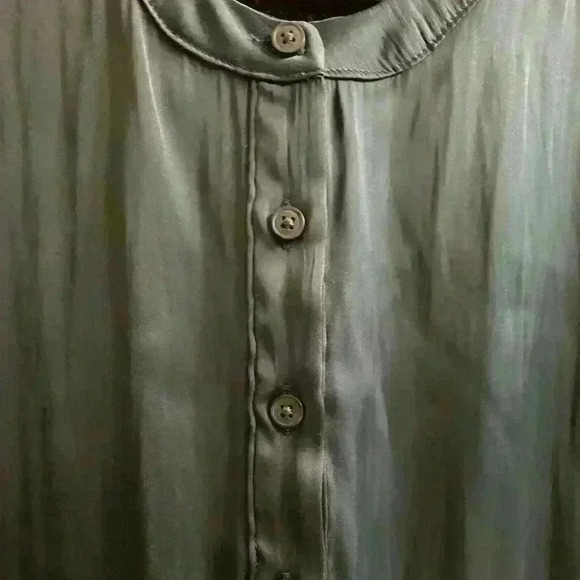 Old Navy Satin Feel Half Button Short Sleeve Forest Green Bluish Blouse Size XL - Picture 5 of 7